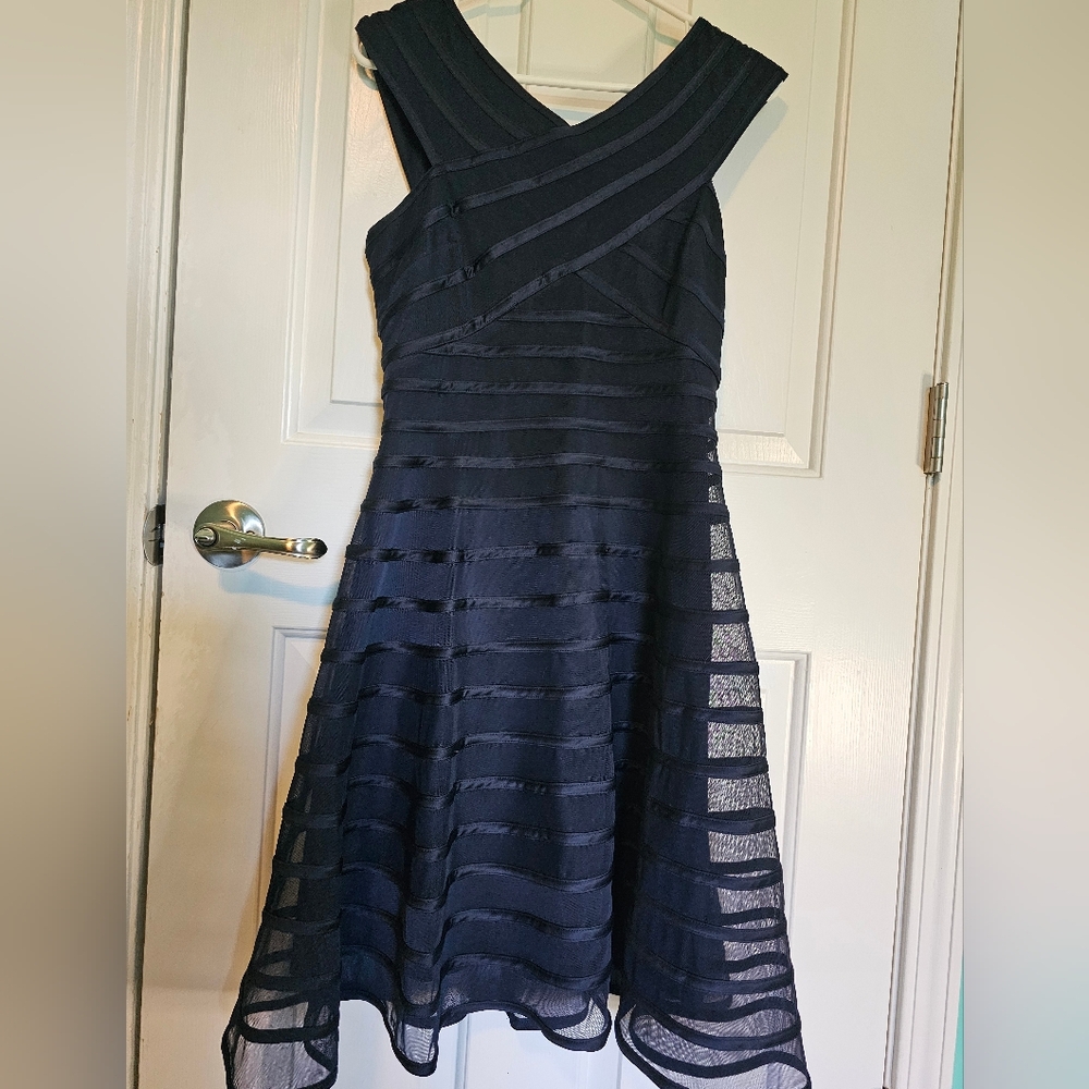 Betsy and Adam Black Striped Illusion Dress Women's Size 6